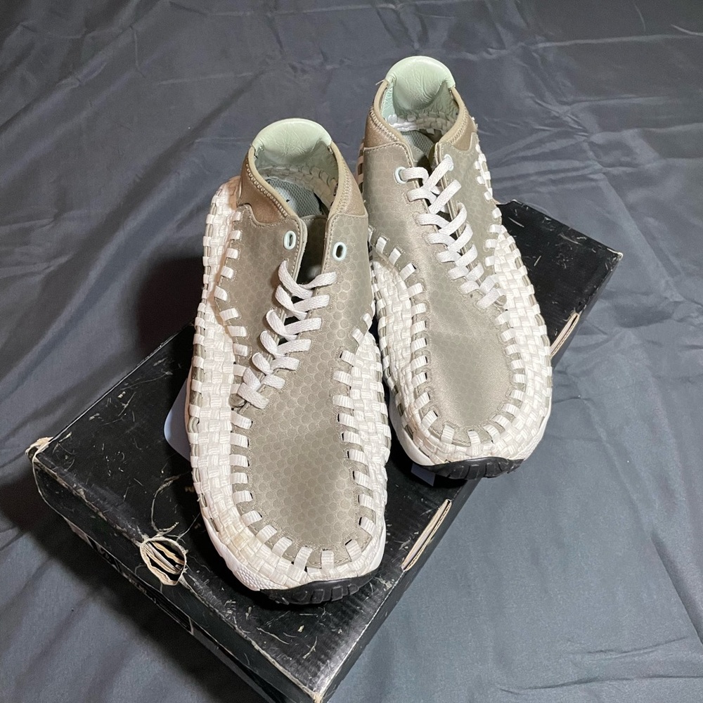 Nike woven footscapes 3HC in faded taupe - Picture 3 of 5